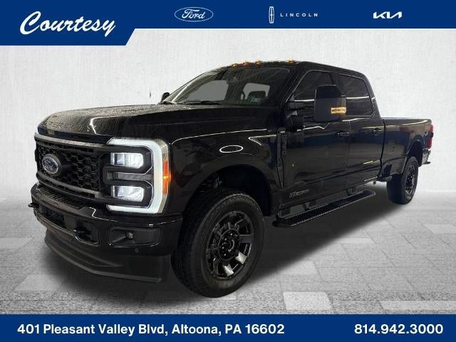 2023 Ford F-350SD Lariat