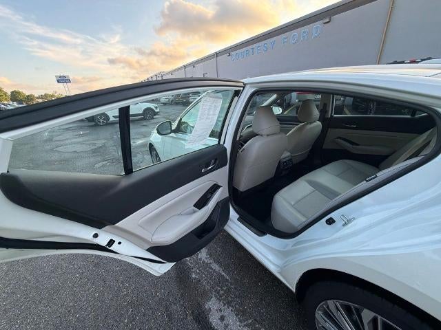 2023 Nissan Altima 2.5 SL