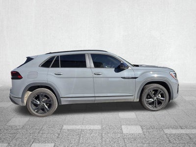 2025 Volkswagen Atlas Cross Sport 2.0T SEL R-Line Black