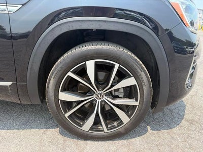 2024 Volkswagen Atlas Cross Sport 2.0T SEL Premium R-Line
