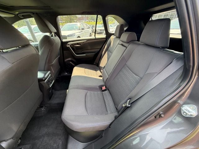 2024 Toyota RAV4 Hybrid SE