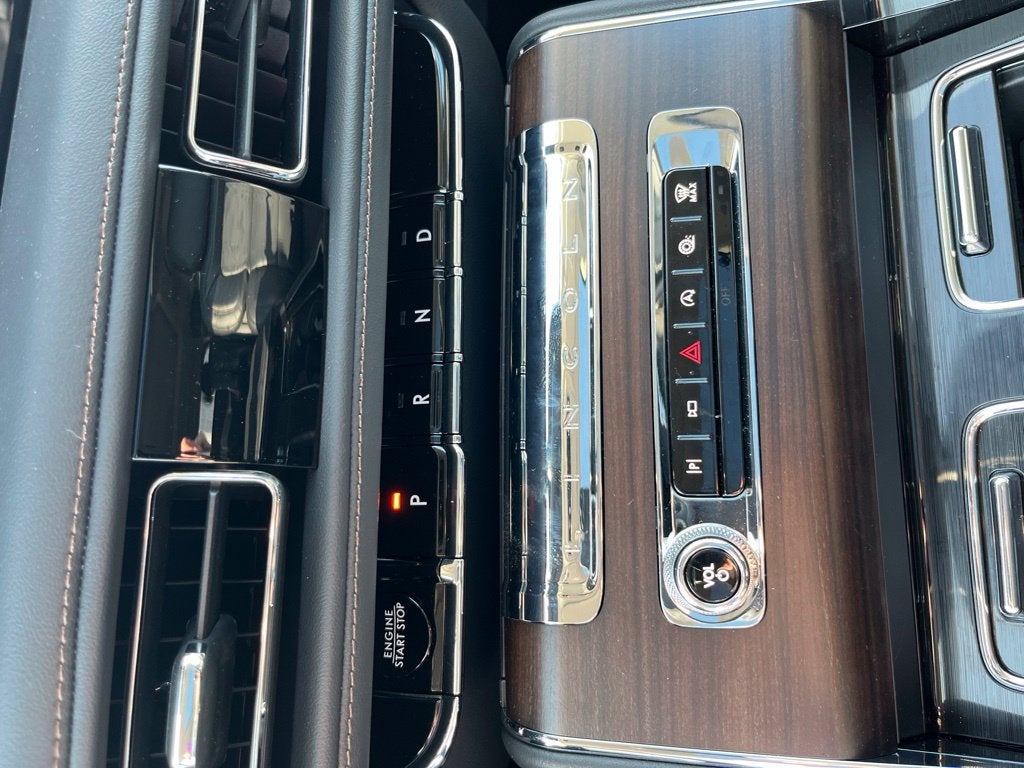 2027 Lincoln Aviator Reserve Premium