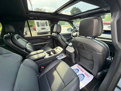 2027 Lincoln Navigator Reserve