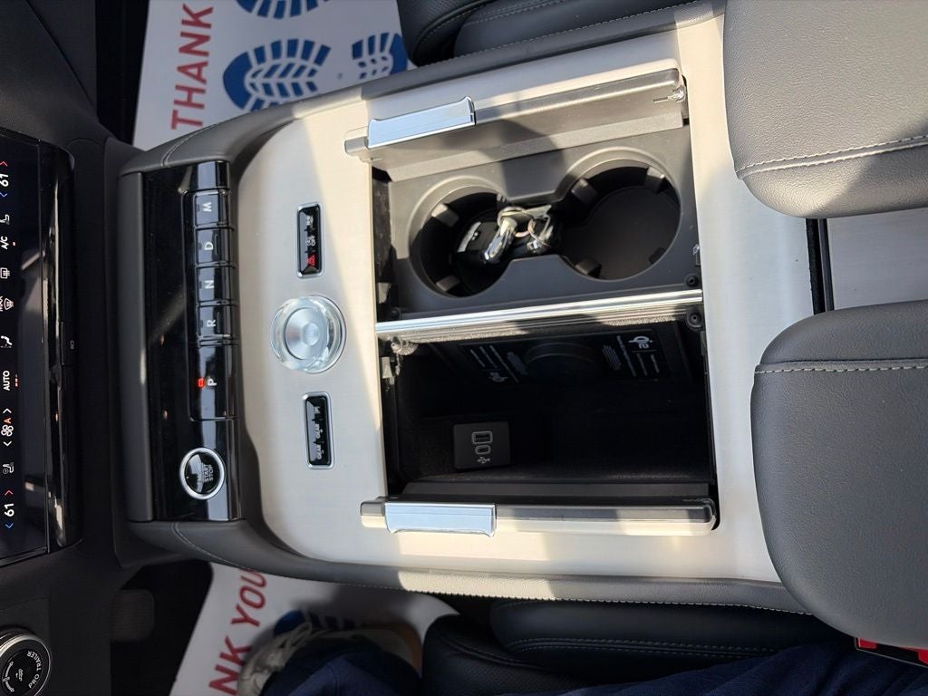 2027 Lincoln Navigator Reserve