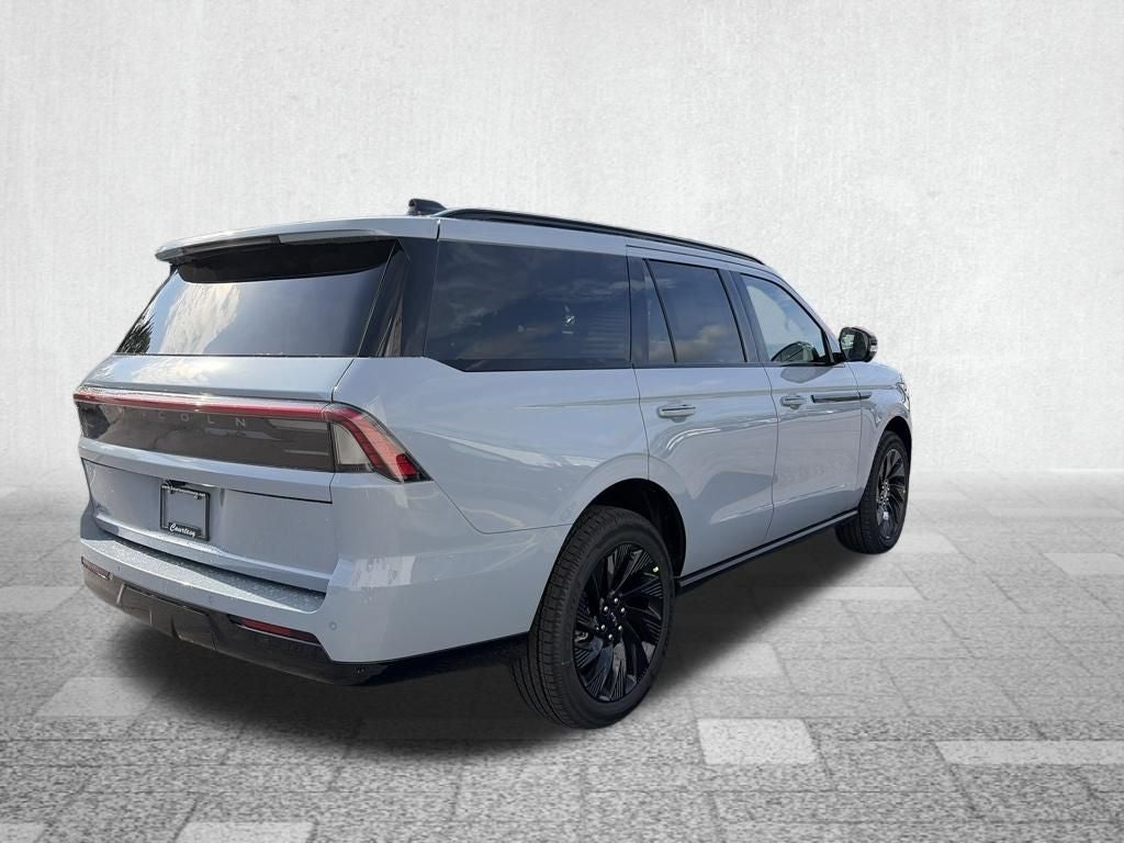 2027 Lincoln Navigator Reserve