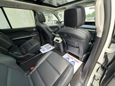 2027 Lincoln Navigator L Reserve