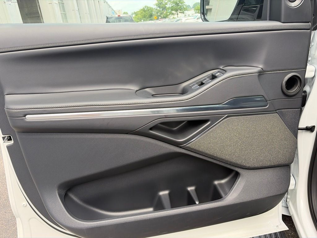 2027 Lincoln Navigator L Reserve