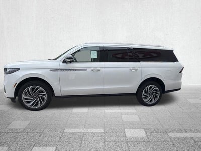 2027 Lincoln Navigator L Reserve
