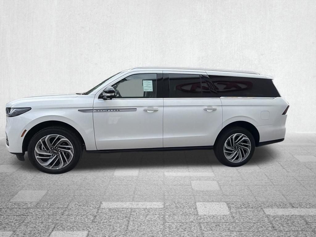 2027 Lincoln Navigator L Reserve