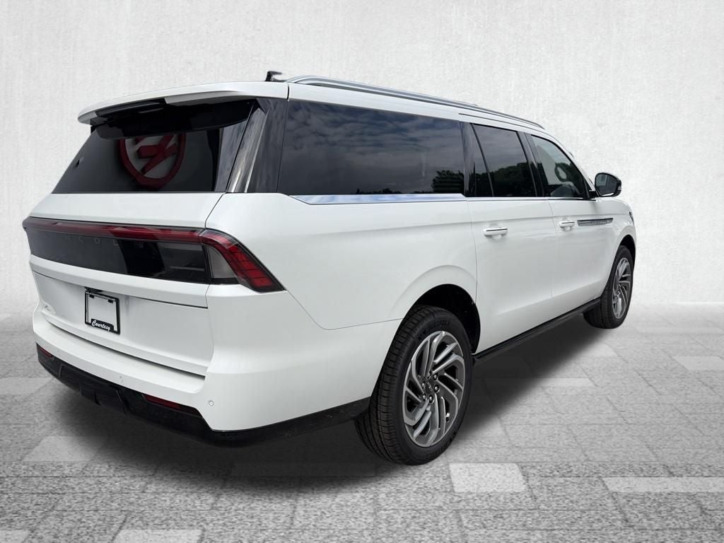2027 Lincoln Navigator L Reserve
