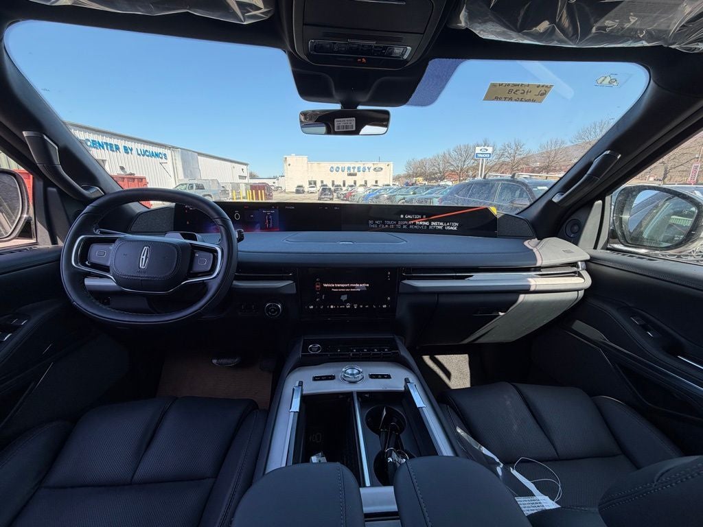 2026 Lincoln Navigator L Reserve