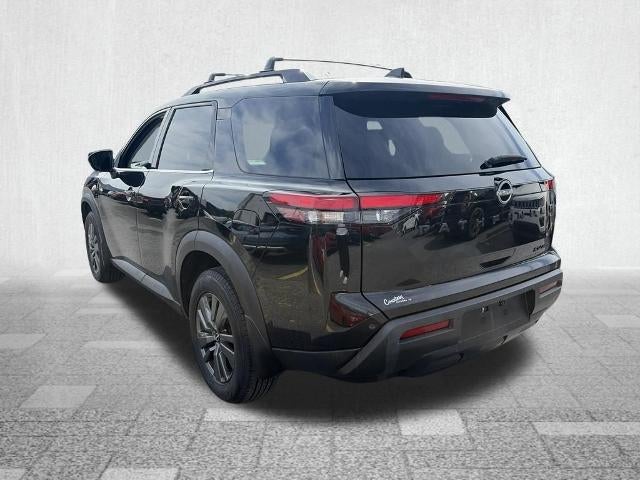 2023 Nissan Pathfinder SV
