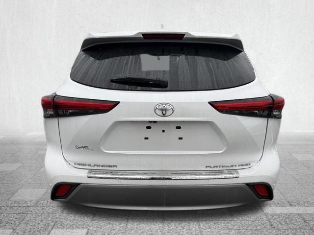 2022 Toyota Highlander Platinum