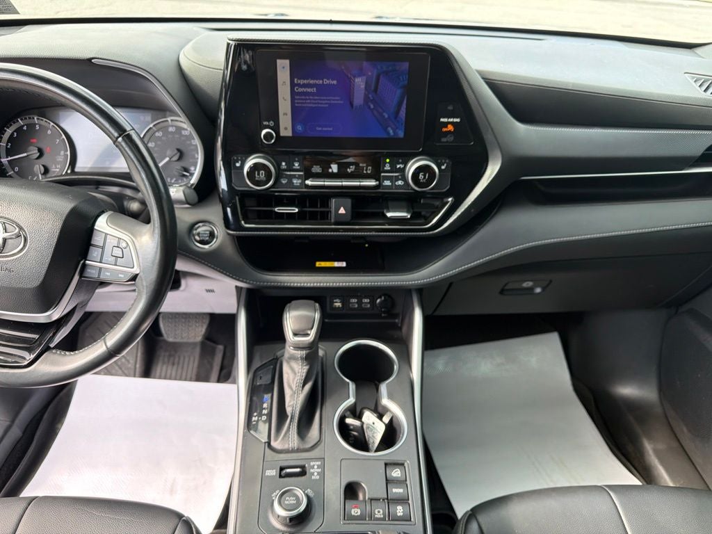 2023 Toyota Highlander XSE