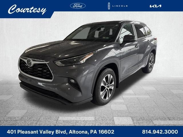 2023 Toyota Highlander XLE