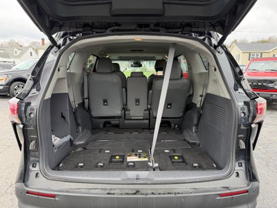 2022 Toyota Sienna XLE