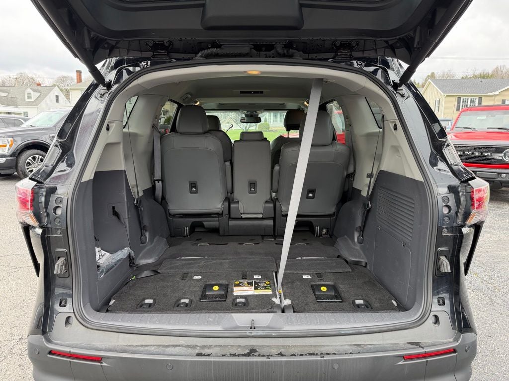 2022 Toyota Sienna XLE