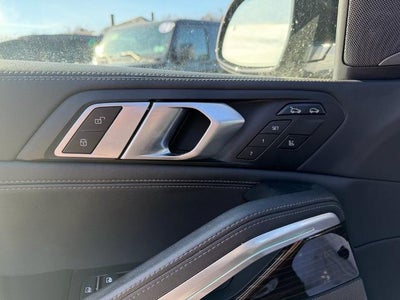 2024 BMW X6 xDrive40i