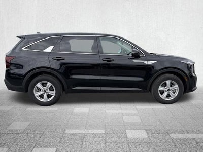 2024 Kia Sorento LX