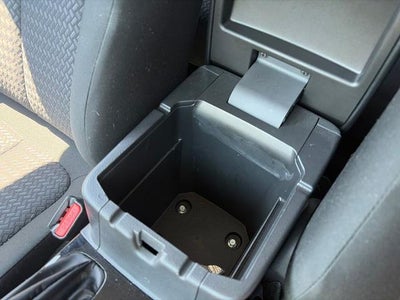 2024 Mitsubishi Eclipse Cross Base