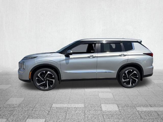 2022 Mitsubishi Outlander ES