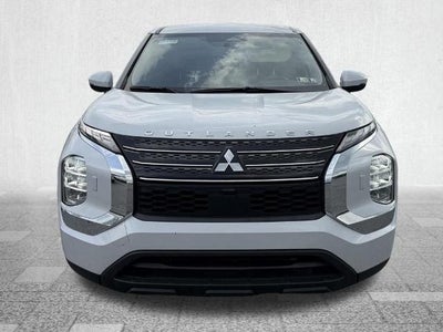2022 Mitsubishi Outlander ES