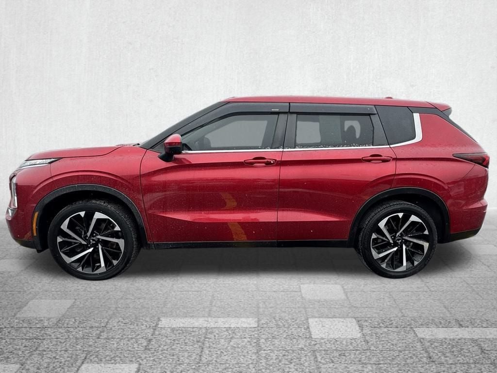 2022 Mitsubishi Outlander SE