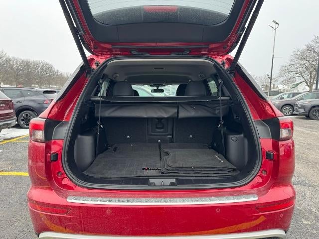 2022 Mitsubishi Outlander SE