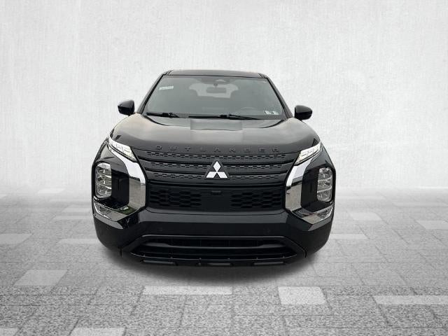 2024 Mitsubishi Outlander Base
