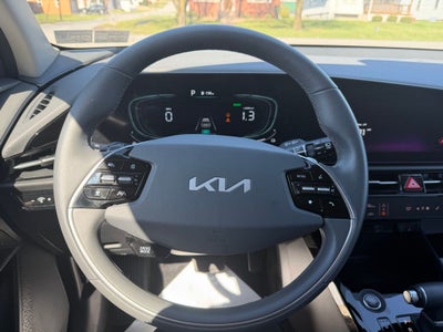 2023 Kia Niro EX
