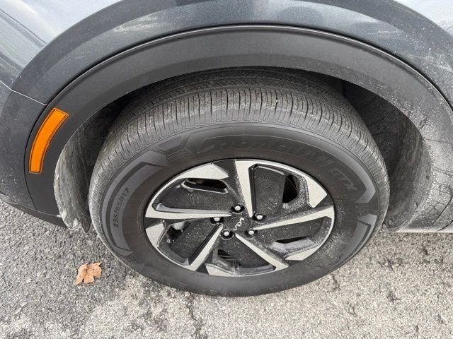 2025 Kia Sportage Hybrid LX