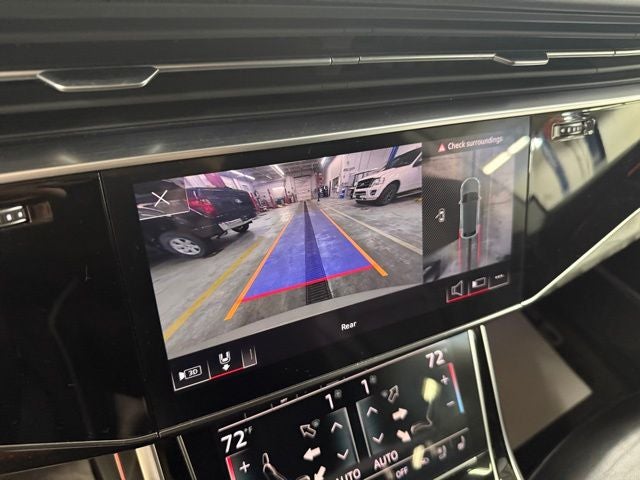 2021 Audi Q8 55 Prestige quattro