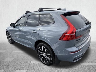 2023 Volvo XC60 B5 Plus Dark Theme