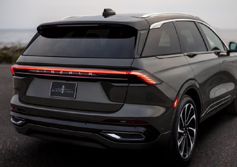 The rear of a 2025 Lincoln Black Label Nautilus® SUV displays full LED rear lighting. | Courtesy Lincoln in Altoona PA