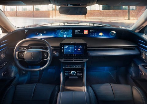 The panoramic display is shown in a 2025 Lincoln Nautilus® SUV. | Courtesy Lincoln in Altoona PA
