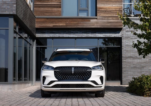 The front of a 2026 Lincoln Aviator® SUV is shown. | Courtesy Lincoln in Altoona PA