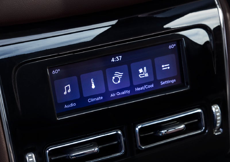 Driver controls like music, temperature, air quality, settings, and heat/cool seats are shown. | Courtesy Lincoln in Altoona PA