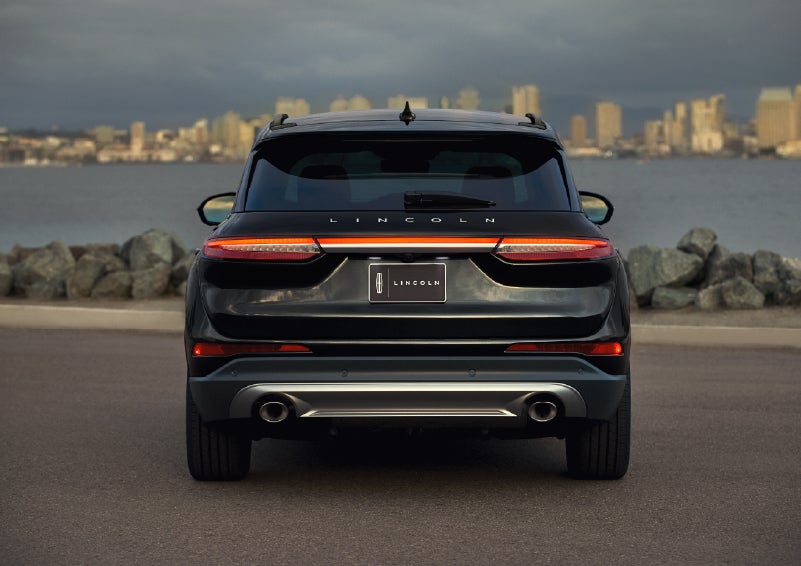 The rear lighting of the 2026 Lincoln Corsair® SUV spans the entire width of the vehicle. | Courtesy Lincoln in Altoona PA