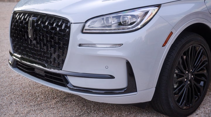 The all-black grille of the available Jet Appearance Package on a 2026 Lincoln Corsair® SUV is shown. | Courtesy Lincoln in Altoona PA