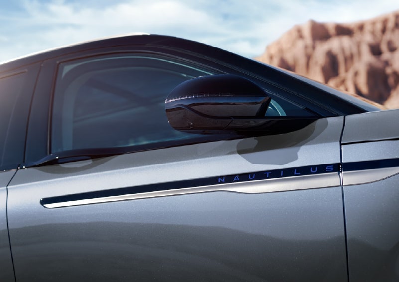 Blue lettering on the side of the vehicle that reads Nautilus indicates the available Hybrid Powertrain. | Courtesy Lincoln in Altoona PA