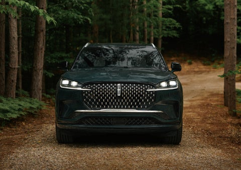 The front grille of a 2027 Lincoln Aviator® Black Label™ SUV is shown. | Courtesy Lincoln in Altoona PA